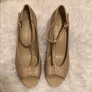 NWOT Franco Sarto peep toe cream heels
